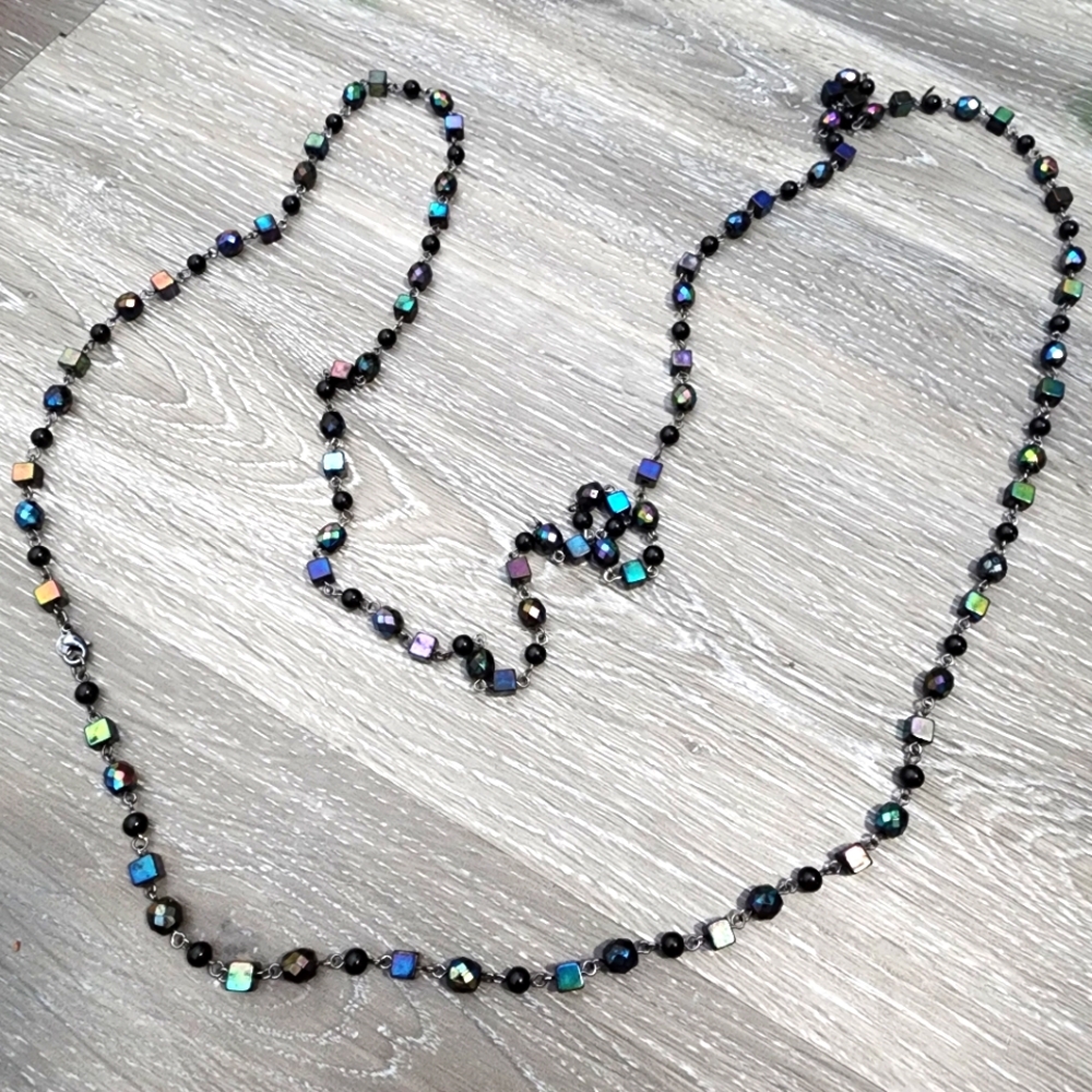 Iridescent Beaded Necklace Hook And Eye Closure